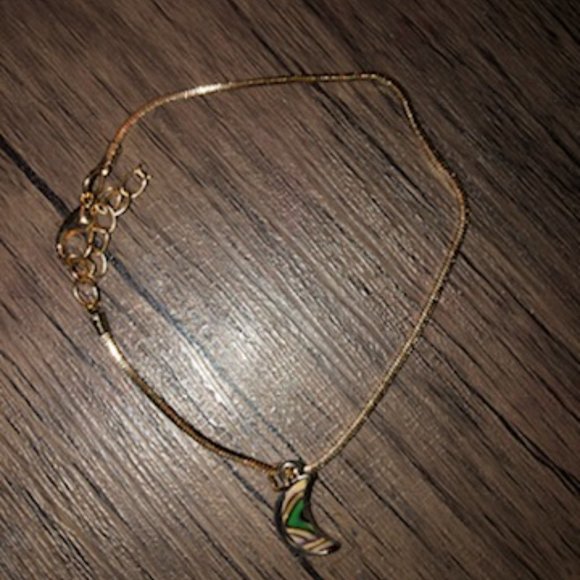 NWOT Moon Bracelet - Picture 3 of 4